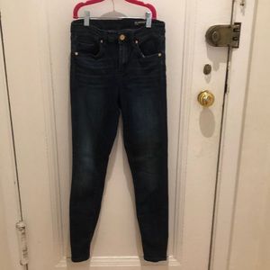 Dark wash jeans size 27. Skinny